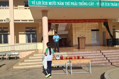 NGÀY ĐẬP HEO ĐẤT CÁC CHI ĐỘI CỦA TRƯỜNG