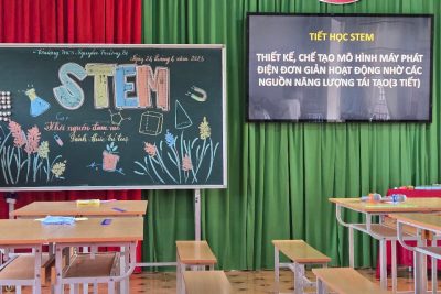 THAM DỰ TIẾT HỌC STEM TẠI TRƯỜNG THCS NGUYỄN TRƯỜNG TỘ